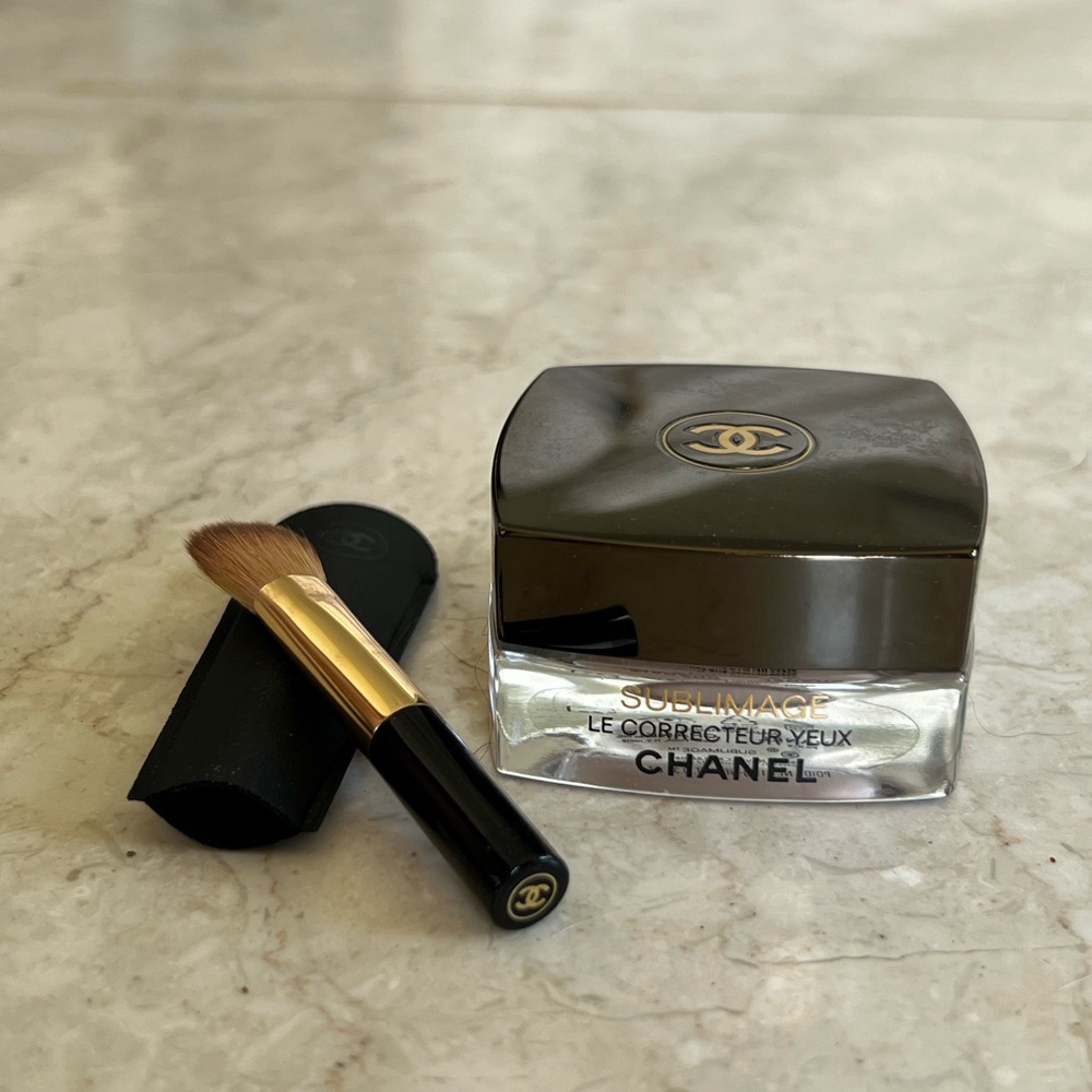 CHANEL Sublimage Le Correcteur Yeux #10